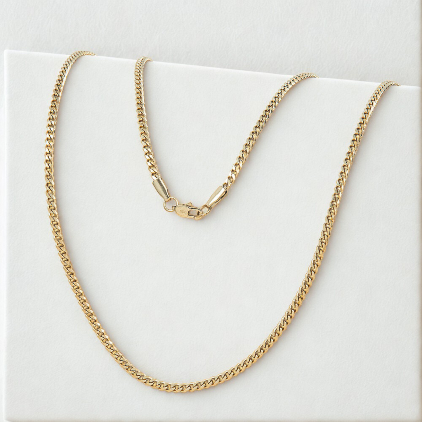 Cadena Cubana Hombre